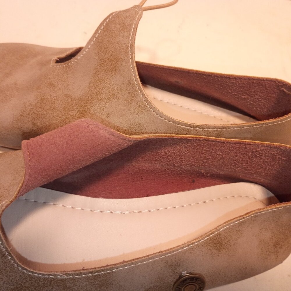 MiniInTheBox Women's Sz 8US/38EU Tan Leather Mary Jane Flats - Picture 11 of 11